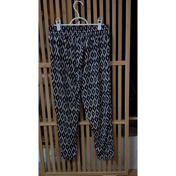 Design Lab Patterned Tapered Pants - Picture 2 of 4